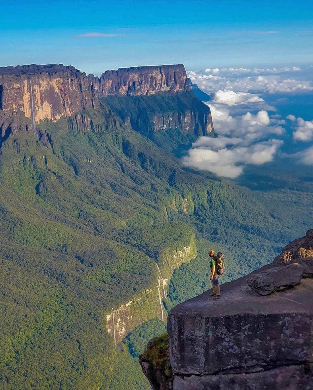 Combien coûte l'ascension du mont Roraima ? Combien coûte l'ascension du mont Roraima ?