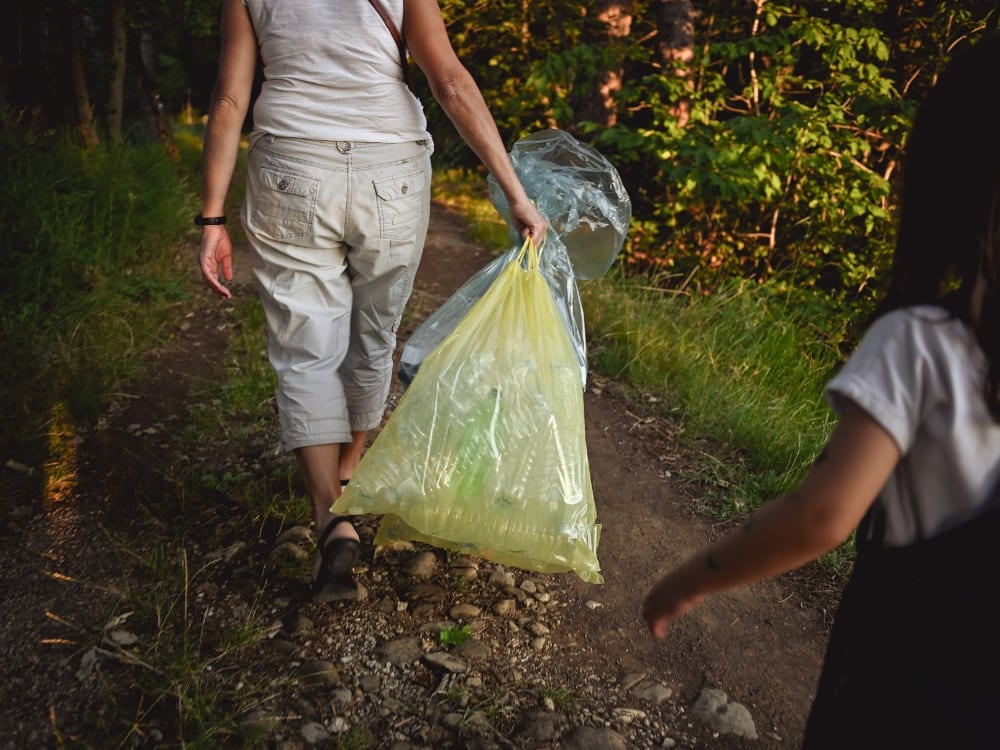 Wie man Plastik in der Natur reduzieren kann Wie man Plastik in der Natur reduzieren kann