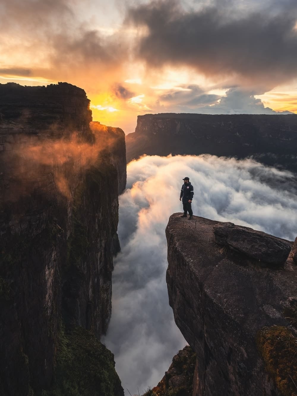 Coucher du soleil au Mont Roraima Coucher du soleil au Mont Roraima