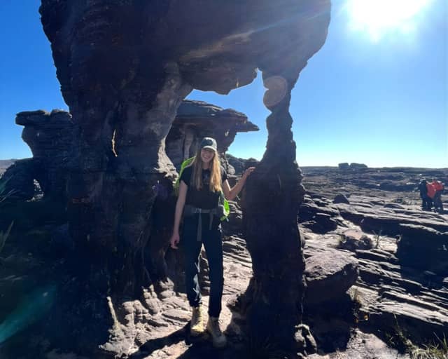 From New Zealand to the Lost World: a Solo Ecologist’s Trek Up Mount Roraima From New Zealand to the Lost World: a Solo Ecologist’s Trek Up Mount Roraima