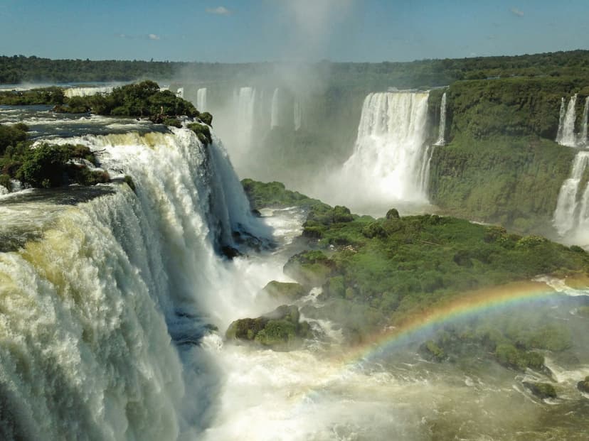 Excursion aux chutes d’Iguazu : voyage privé et économique de 3 jours au Brésil Excursion aux chutes d’Iguazu : voyage privé et économique de 3 jours au Brésil